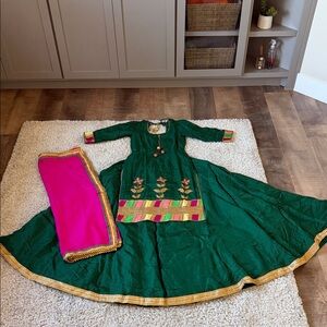 Ethnic Indian Wear Green and Pink Girls Lehenga Choli with Gold Trim